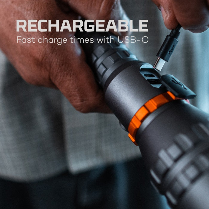 DAVINCI 8000 8,000 Lumen LED Rechargeable Flashlight & Power Bank